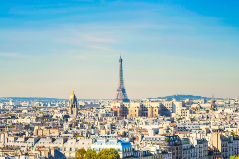 Studio investissement locatif : où acheter à Paris ?