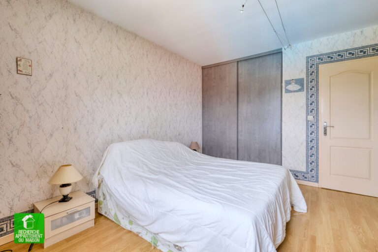 Photo du bien immobilier ancien MAISON 180m2 GREZIEU LA VARENNE