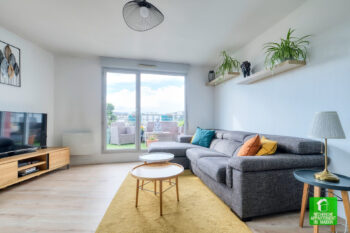 T3 DERNIER ETAGE – TERRASSE – PARKING