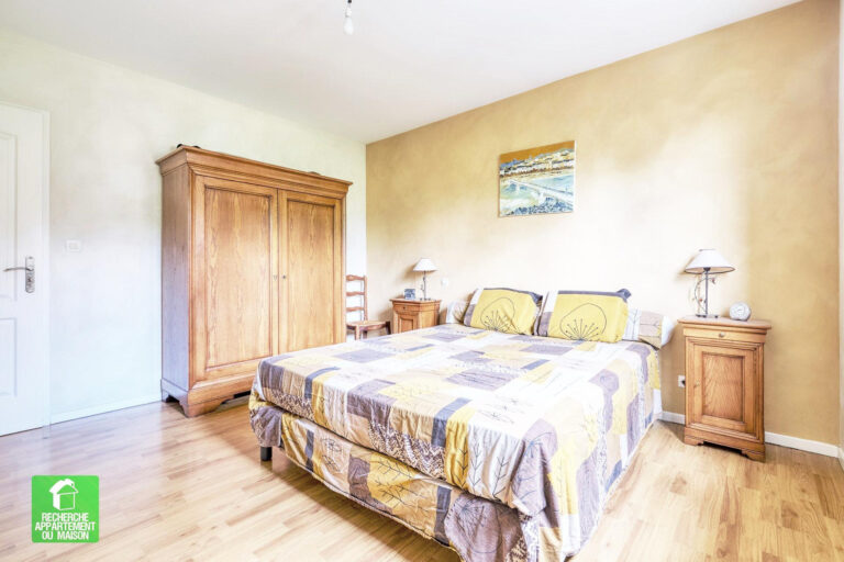 Photo du bien immobilier ancien MAISON 180m2 GREZIEU LA VARENNE