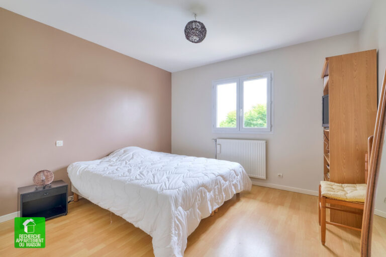 Photo du bien immobilier ancien MAISON 180m2 GREZIEU LA VARENNE