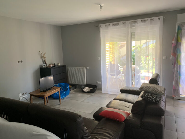 Photo du bien immobilier ancien Exclusivité T5 de 123M2 EN  REZ  DE JARDIN Charbonnieres  LES BAINS