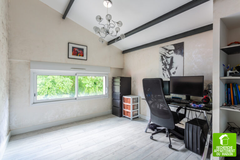 Photo du bien immobilier ancien Maison de ville avec jardin privatif