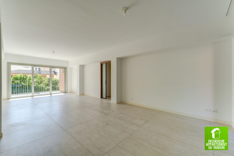Photo du bien immobilier ancien MAGNIFIQUE T6 – CHARPENNES / LYON 6
