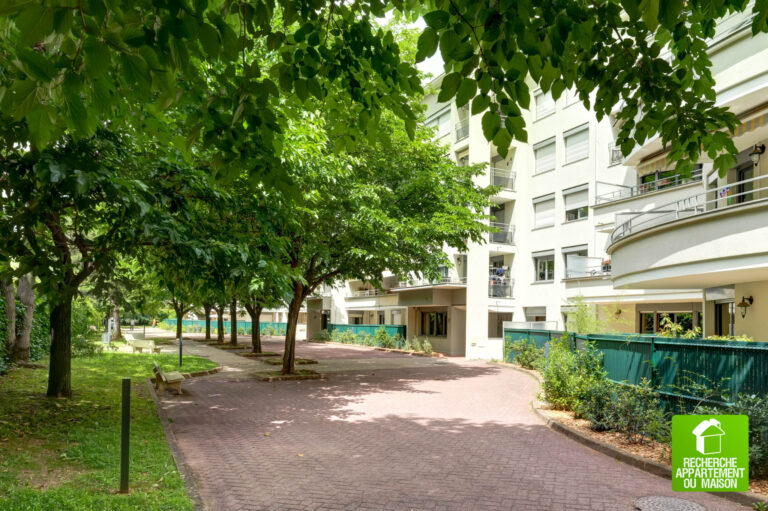 Photo du bien immobilier ancien T5 – Gratte-Ciel – Résidence de standing – Climatisation
