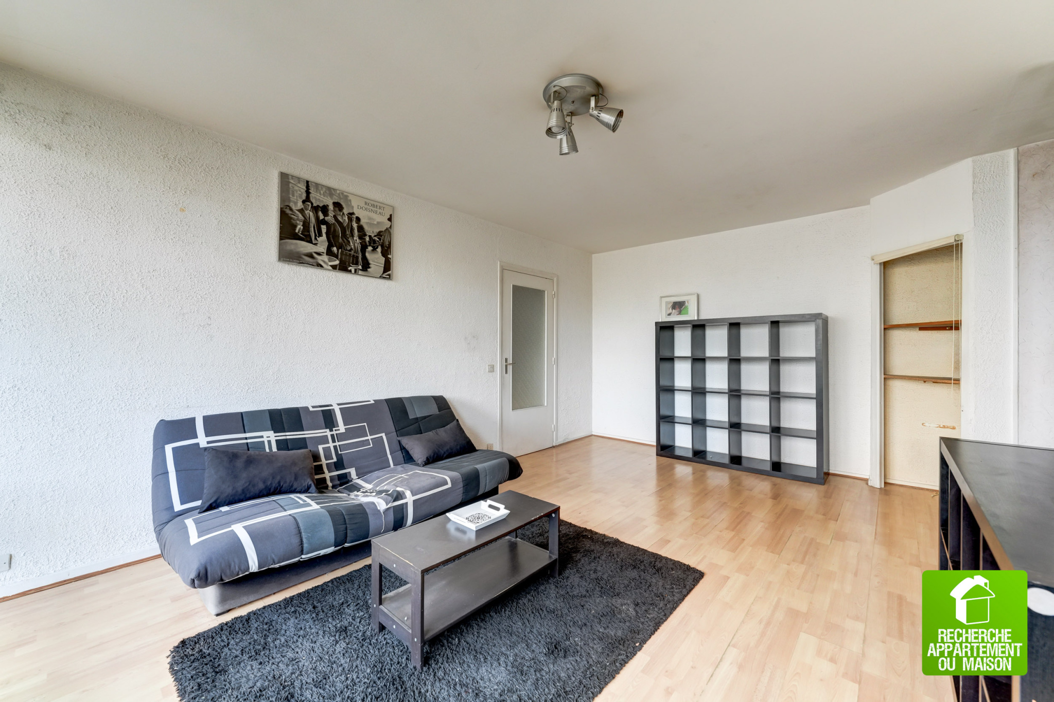 Photo du bien immobilier ancien T2 – Bron Desgenettes – 47 m2 – Parking