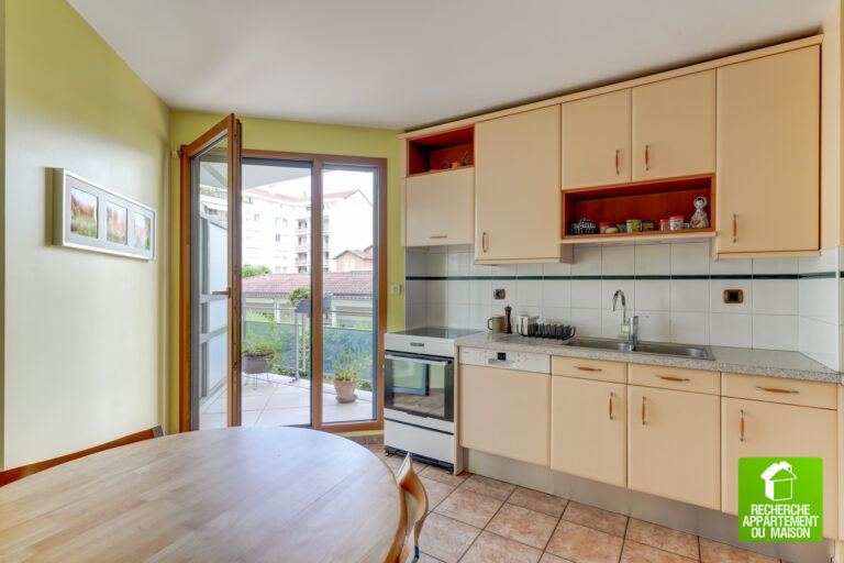 Photo du bien immobilier ancien T5 – Gratte-Ciel – Résidence de standing – Climatisation