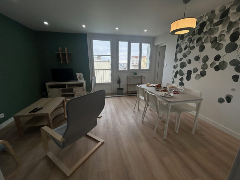 Photo du bien immobilier ancien bron CENTRE VILLE  une chambre en colocation 500 M UNIVERSITE LYON2 dispo de suite