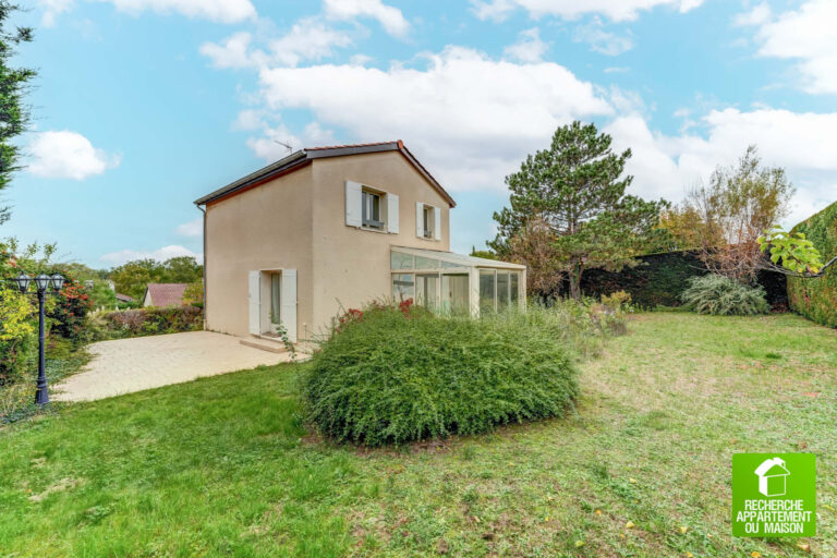 Photo du bien immobilier ancien Maison 4 chambres – Jardin – Écully