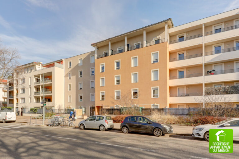 Photo du bien immobilier ancien VENISSIEUX PARILLY: STDUIO