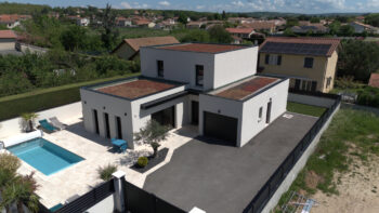 Maison contemporaine haut de gamme   Résidence privée et sécurisée