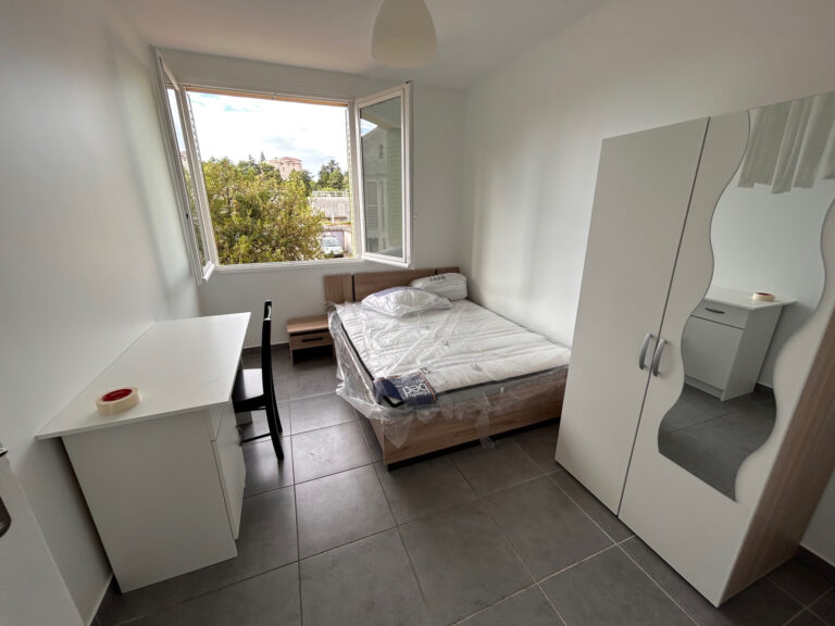 Photo du bien immobilier ancien BRON T4 LOCATION 3 Chambres