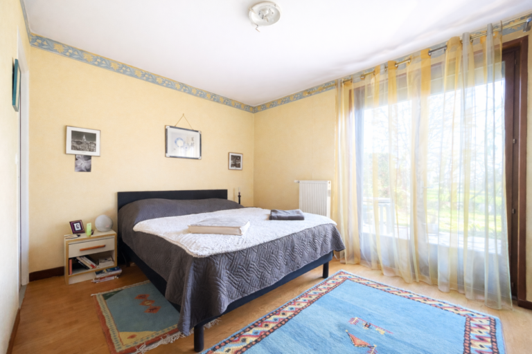 Photo du bien immobilier ancien Spacieuse maison familiale avec piscine sur St Genis les Ollières