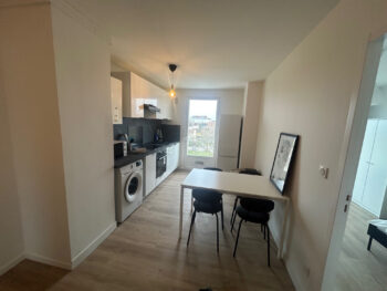 CO LOCATION BRON CENTRE VILLE appartement NEUF  T5  EN COLOCATION