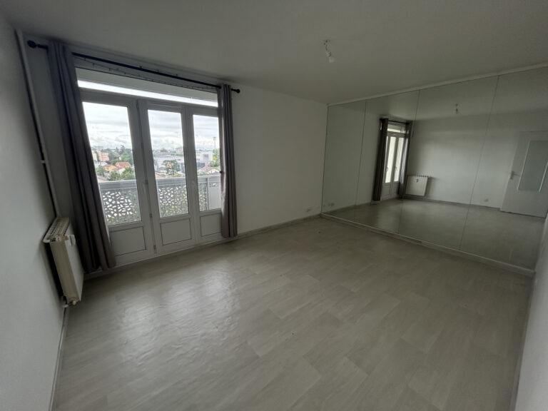Photo du bien immobilier ancien BRON EXCLUSIVITé RAM T3