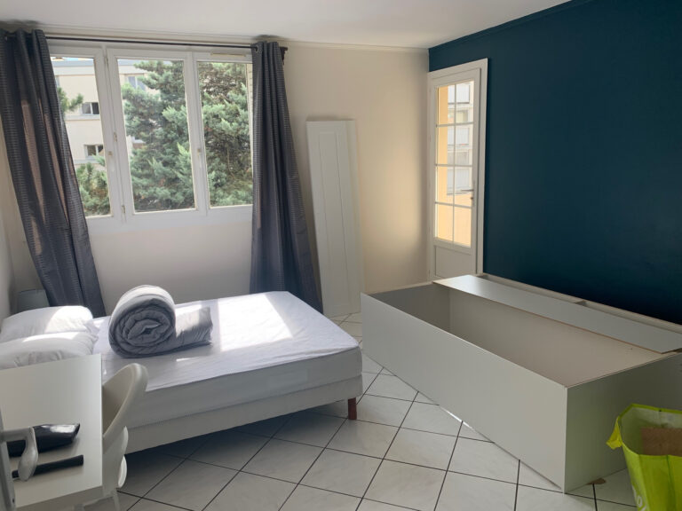 Photo du bien immobilier ancien BRON CENTRE VILLE T3 spécial investisseur  59,48M2