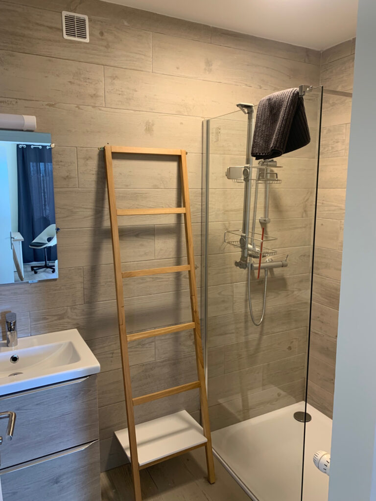 Photo du bien immobilier ancien BRON T5 4 chambres T5 de 98,7 M2 entièrement rénové ascenseur