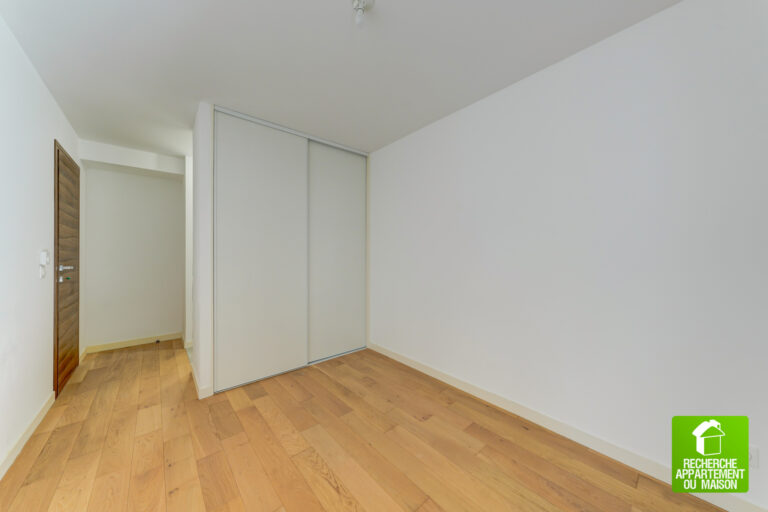 Photo du bien immobilier ancien MAGNIFIQUE T6 – CHARPENNES / LYON 6