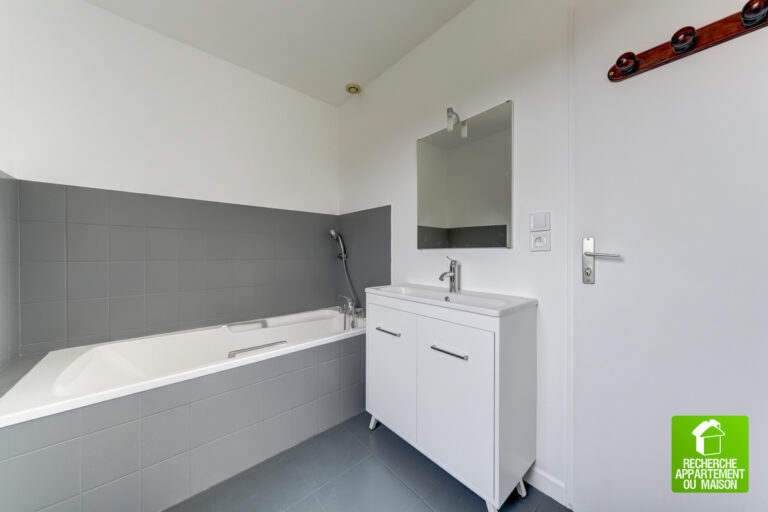 Photo du bien immobilier ancien Maison 4 chambres – Jardin – Écully