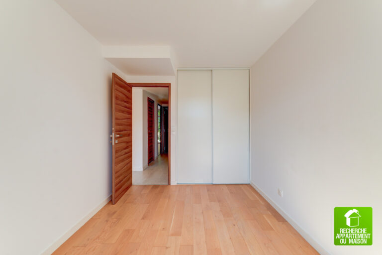 Photo du bien immobilier ancien MAGNIFIQUE T6 – CHARPENNES / LYON 6