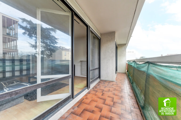 Photo du bien immobilier ancien T2 – Bron Desgenettes – 47 m2 – Parking