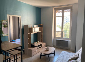 T2 – Lyon 3, Sans Souci