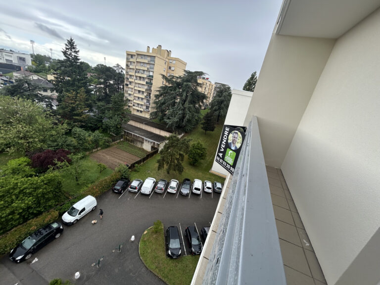 Photo du bien immobilier ancien BRON EXCLUSIVITé RAM T3