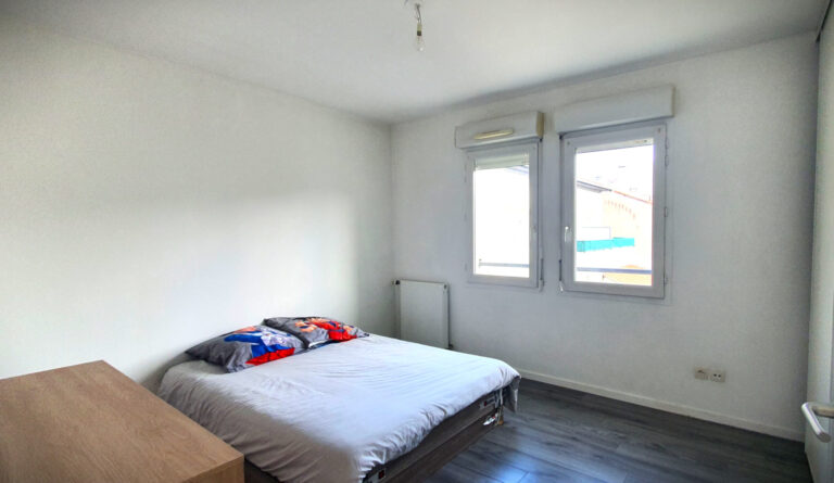 Photo du bien immobilier ancien Magnifique T3 de 70m2 en parfait état au pied des commerces