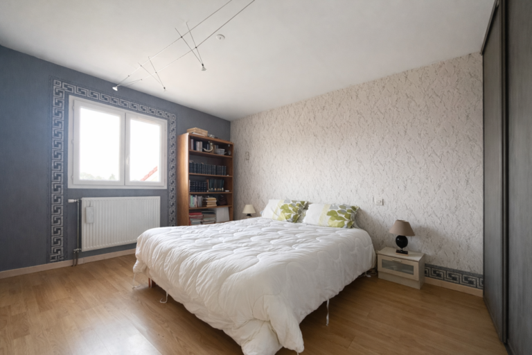 Photo du bien immobilier ancien MAISON FAMILIALE 180m2 hab sur GREZIEU LA VARENNE limite CRAPONNE