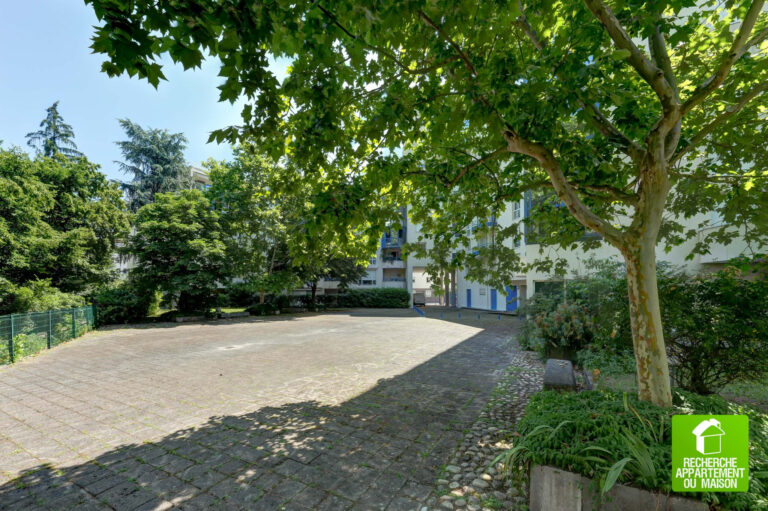 Photo du bien immobilier ancien LYON 7 – DERNIER ÉTAGE – DUPLEX T4 110m2 – LOGGIA & TERRASSE