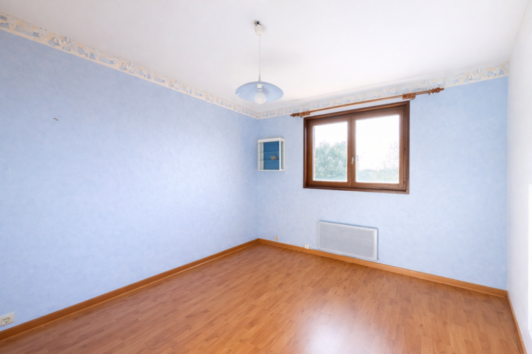 Photo du bien immobilier ancien Spacieuse maison familiale avec piscine sur St Genis les Ollières