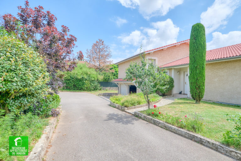 Photo du bien immobilier ancien MAISON FAMILIALE 180m2 hab sur GREZIEU LA VARENNE limite CRAPONNE