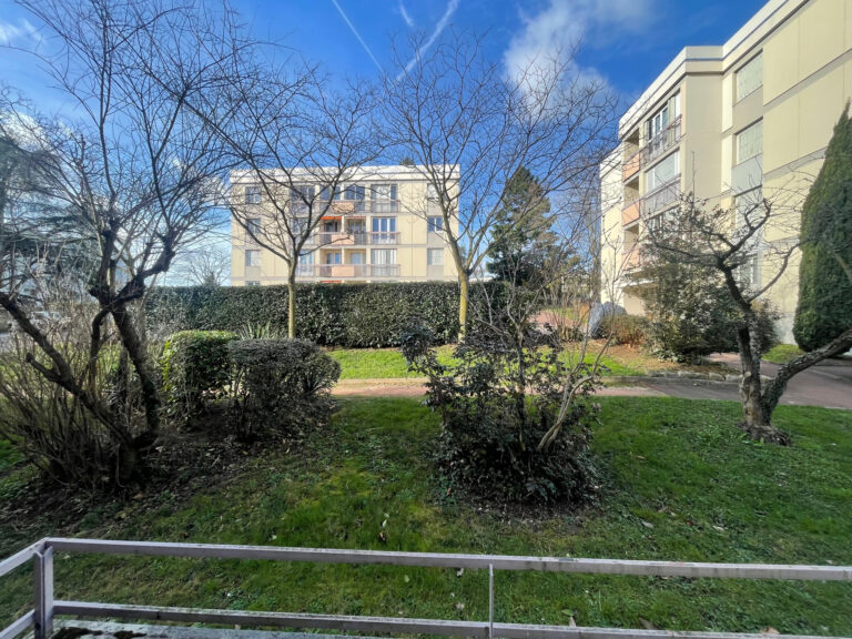 Photo du bien immobilier ancien T3 Coeur de Bron