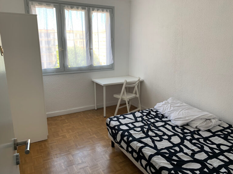 Photo du bien immobilier ancien BRON T5 Constellation SPECIAL COLOC 11% DE RENTABILITé