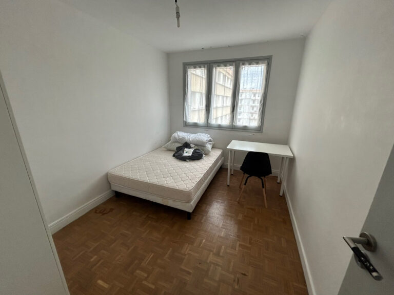 Photo du bien immobilier ancien BRON T5 Constellation SPECIAL COLOC 11% DE RENTABILITé