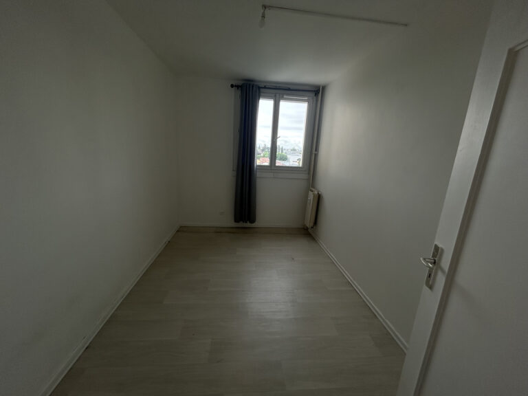 Photo du bien immobilier ancien BRON EXCLUSIVITé RAM T3