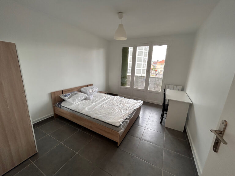 Photo du bien immobilier ancien BRON T4 LOCATION 3 Chambres