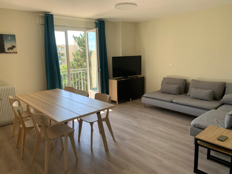Photo du bien immobilier ancien BRON T5 4 chambres T5 de 98,7 M2 entièrement rénové ascenseur
