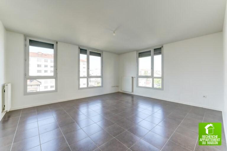 Photo du bien immobilier ancien Grand T2 lumineux de 58 m2 au pied du Parc Blandan (Lyon 7ᵉ)