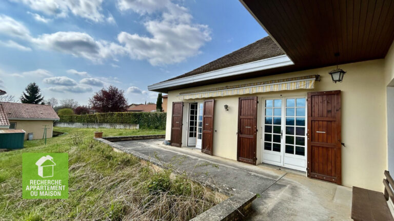 Photo du bien immobilier ancien Maison Trept 6 pièce(s)