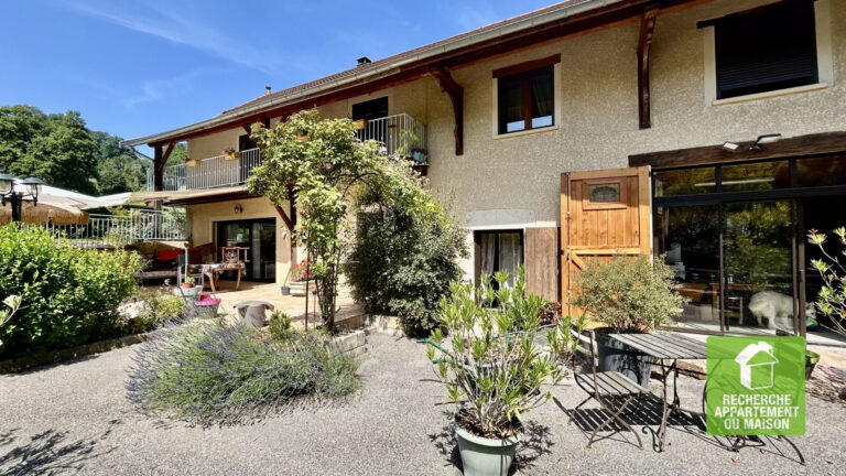 Photo du bien immobilier ancien Magnifique maison 9 pièces 255m2 avec piscine