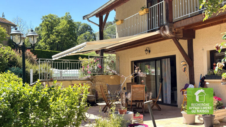 Photo du bien immobilier ancien Magnifique maison 9 pièces 255m2 avec piscine