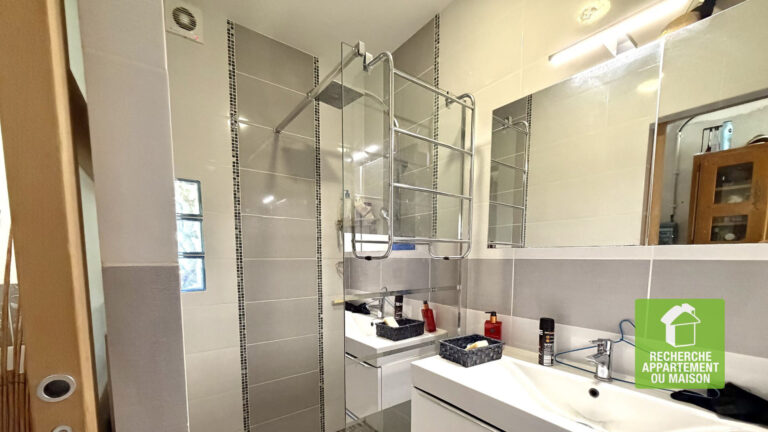 Photo du bien immobilier ancien Magnifique maison 9 pièces 255m2 avec piscine