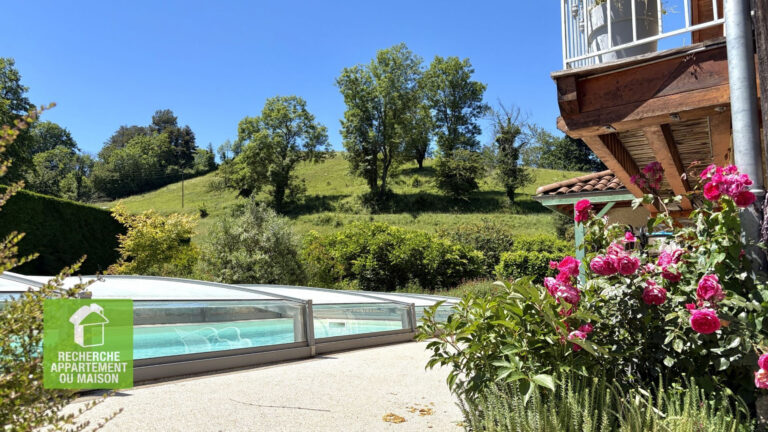 Photo du bien immobilier ancien Magnifique maison 9 pièces 255m2 avec piscine