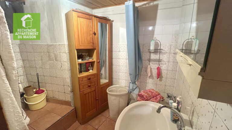 Photo du bien immobilier ancien Maison Cremieu 3 pièce(s) 121.35 m2