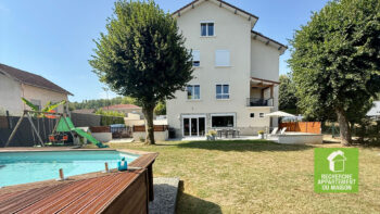 Maison Les Avenieres Veyrins Thuellin 7 pièce(s) 280m2