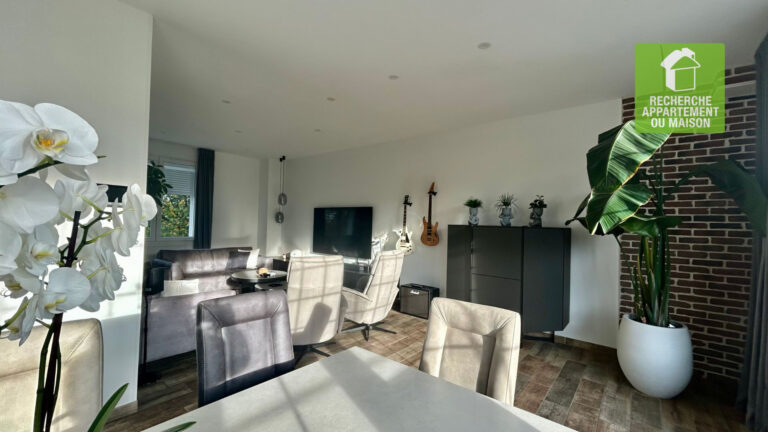 Photo du bien immobilier ancien Maison Les Avenieres Veyrins Thuellin 7 pièce(s) 280m2