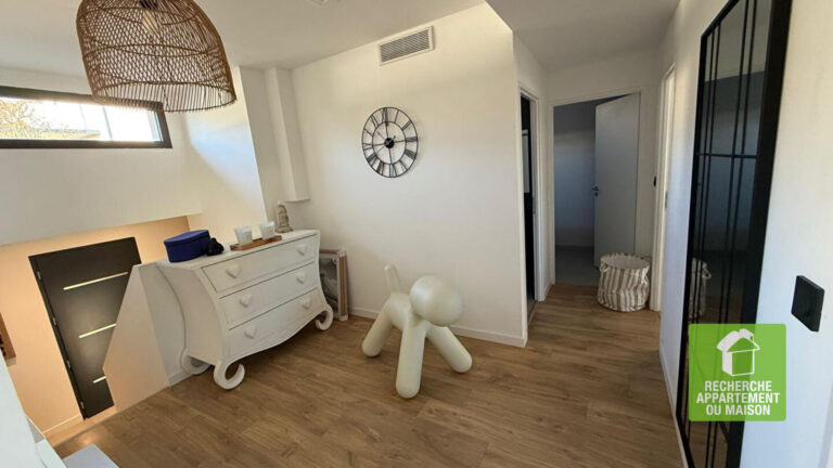 Photo du bien immobilier ancien Maison contemporaine d&rsquo;exception avec piscine et vue Alpes à Pollionnay