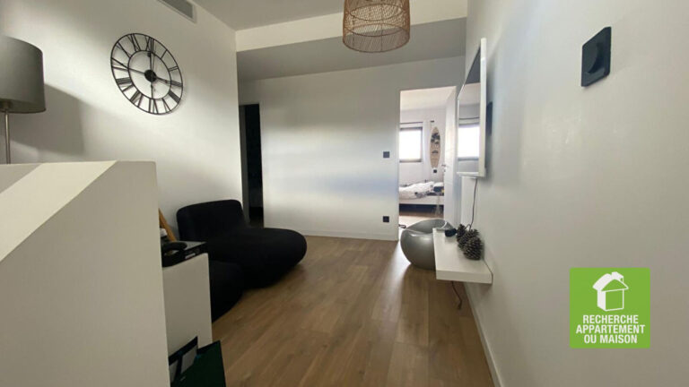 Photo du bien immobilier ancien Maison contemporaine d&rsquo;exception avec piscine et vue Alpes à Pollionnay