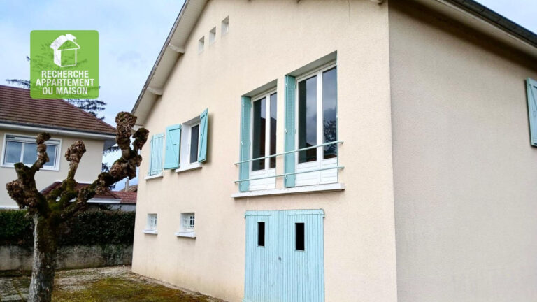 Photo du bien immobilier ancien Maison Cessieu au coeur du village